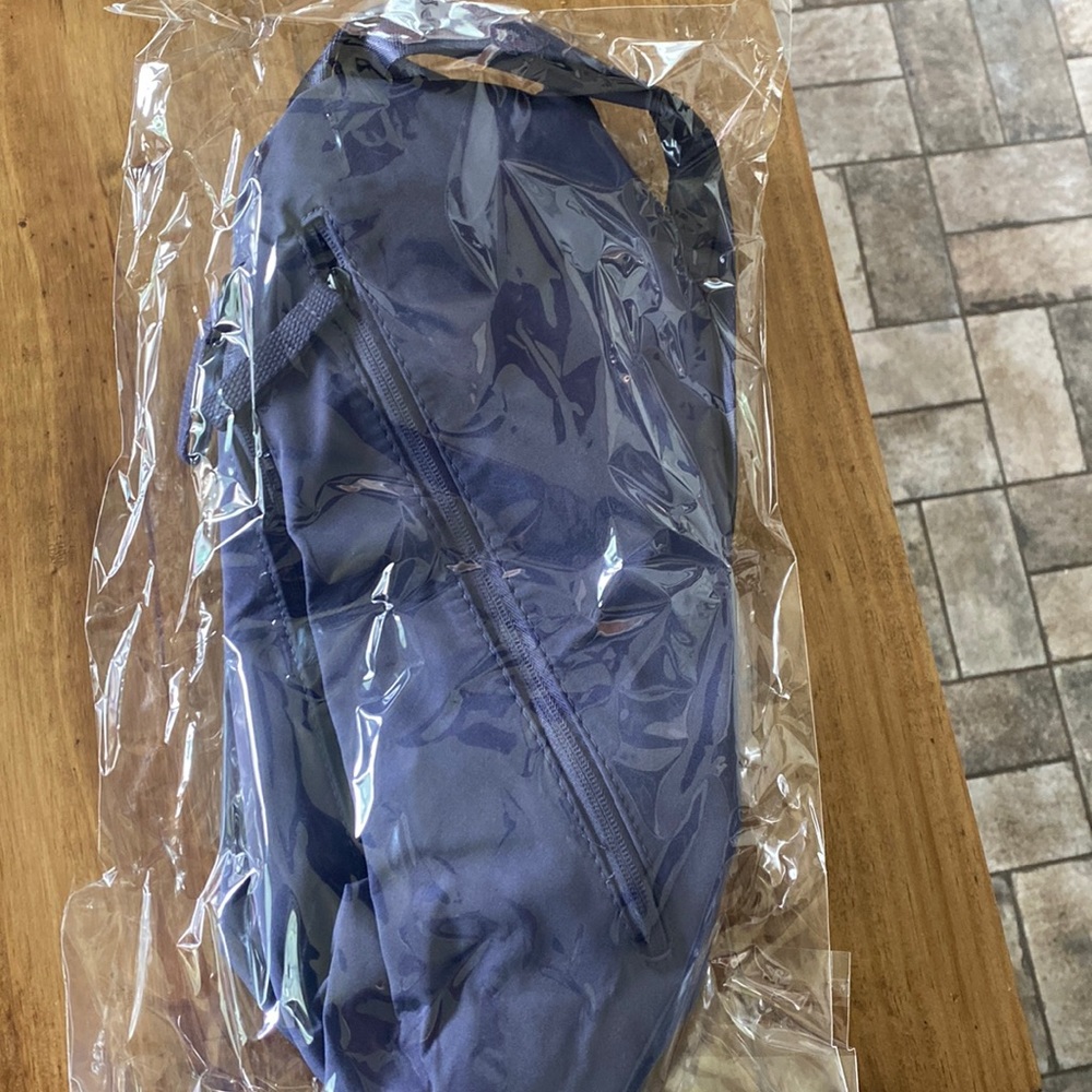 Crossbody bag